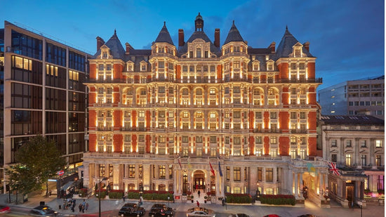 MANDARIN ORIENTAL CHRISTMAS SHOPPING DAY