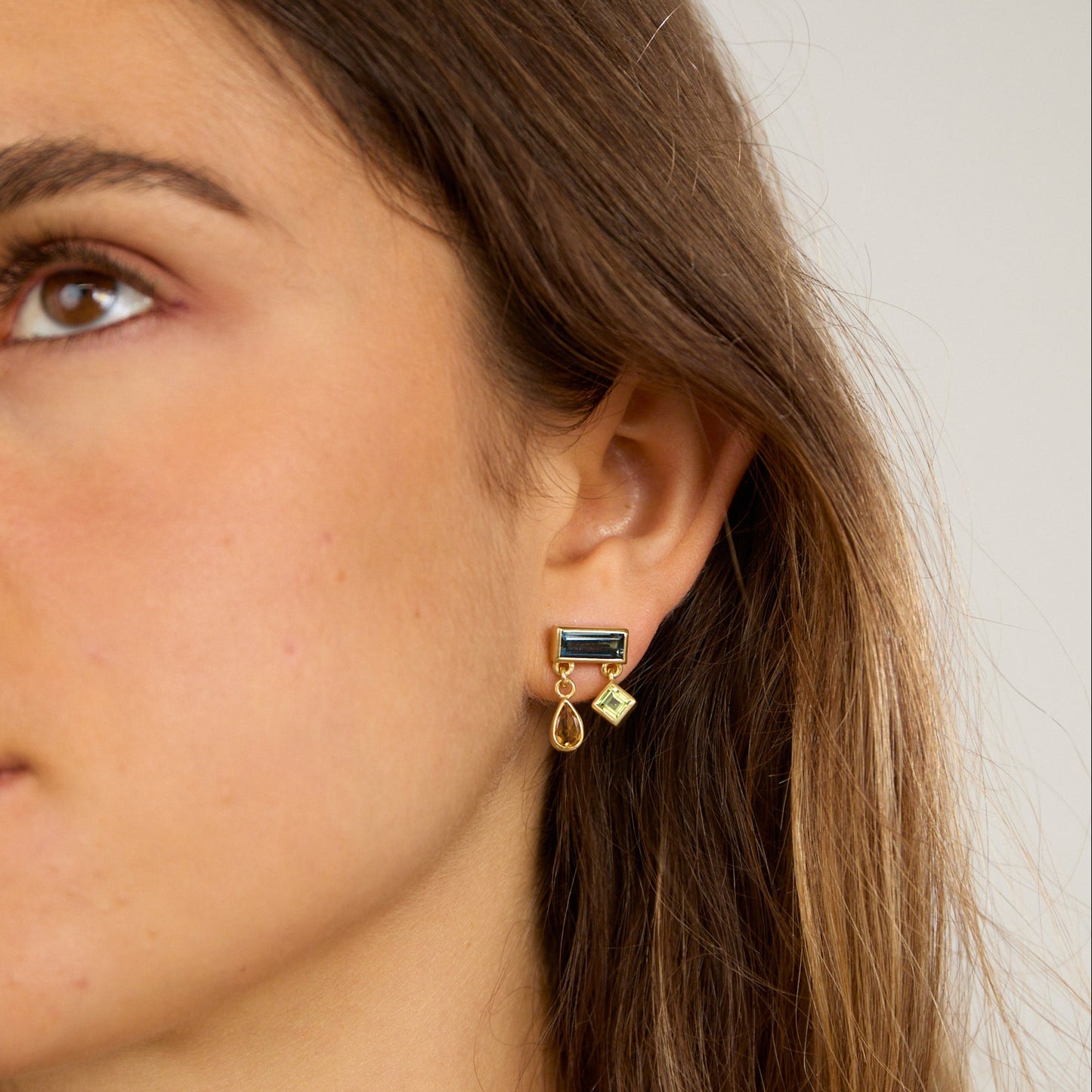 Egyptian Short Drop Earring with Peridot, Citrine and Teal Topaz