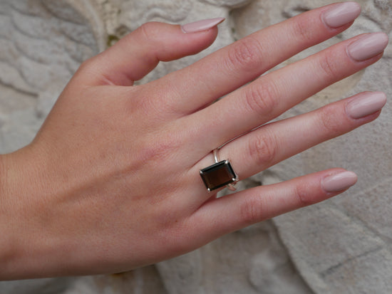 アクセサリー fauvirame Smoky Quartz Square Ring Honey Quartz Square Ring/Gold | Fauvirame | フォーヴィレイムの公式